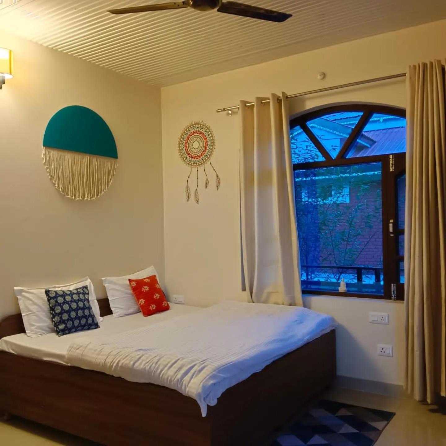 Aditya Homestay Bir-Billing Surrounded By Mountains Oda fotoğraf