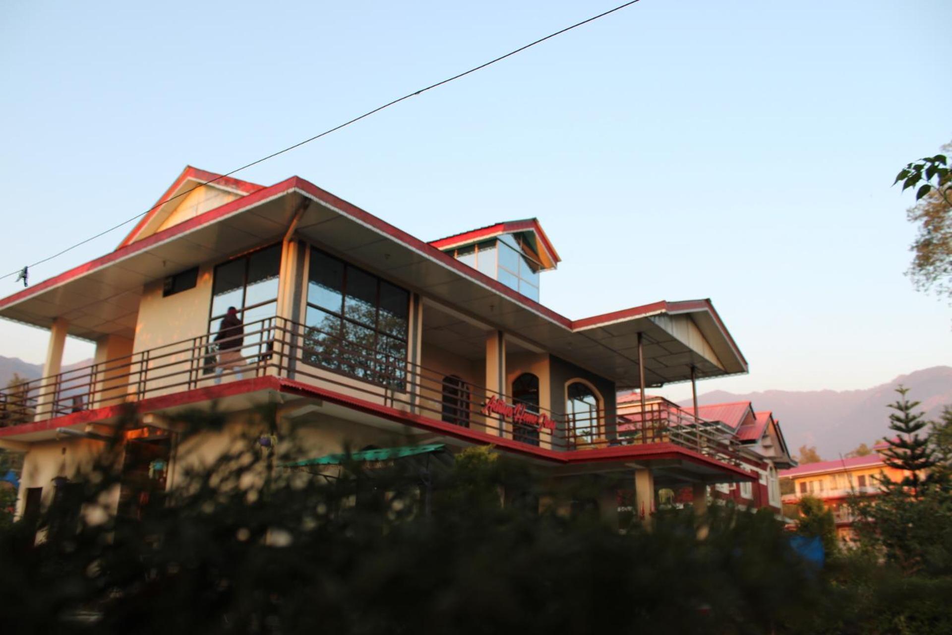 Aditya Homestay Bir-Billing Surrounded By Mountains Dış mekan fotoğraf