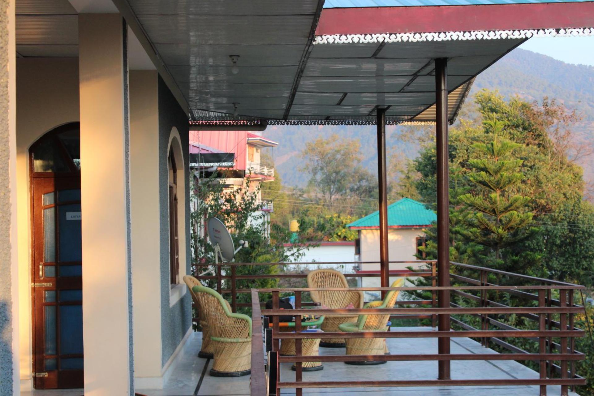 Aditya Homestay Bir-Billing Surrounded By Mountains Dış mekan fotoğraf