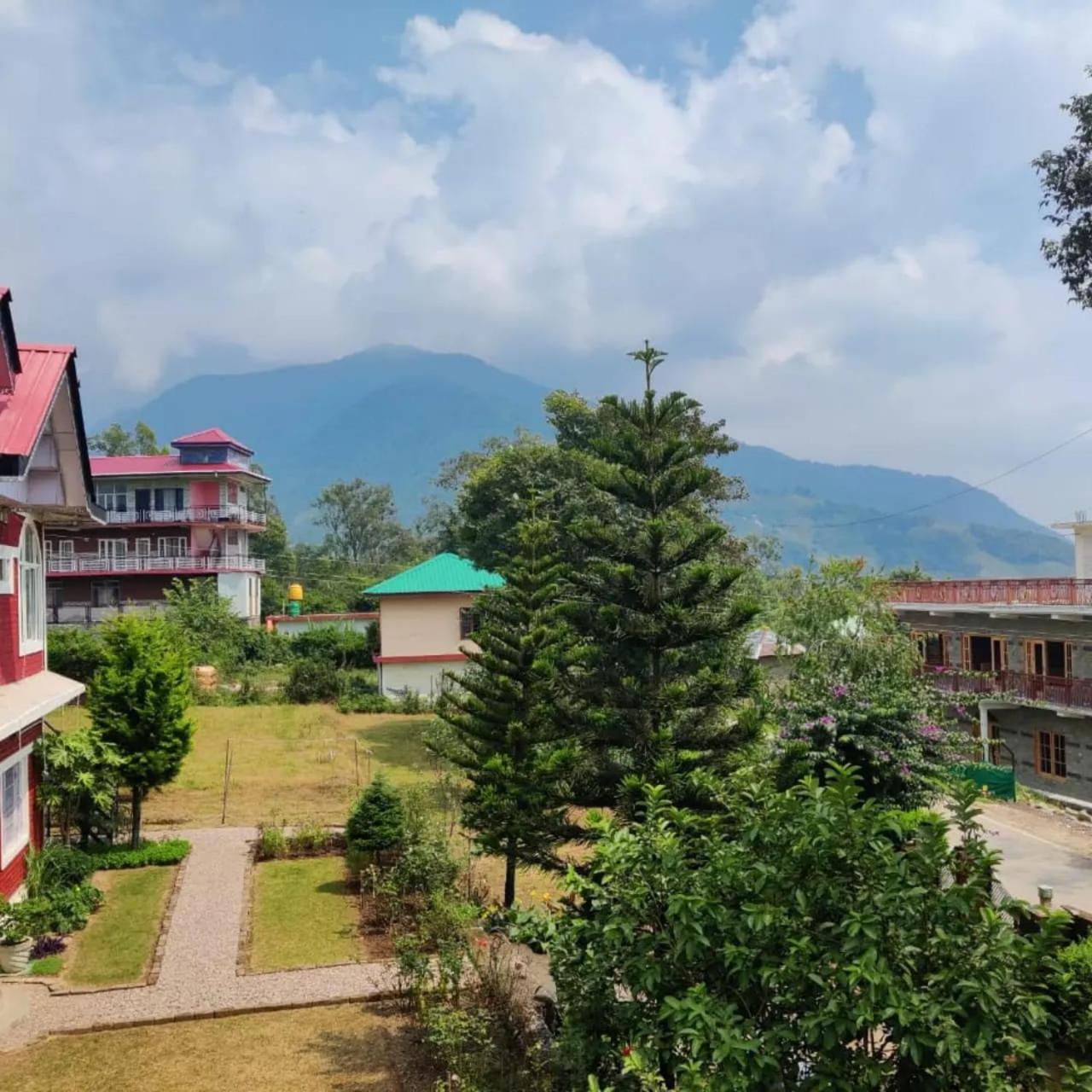 Aditya Homestay Bir-Billing Surrounded By Mountains Dış mekan fotoğraf